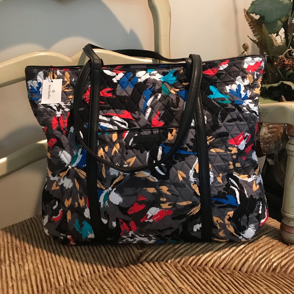🌿🌿Large Trimmed Vera Tote🌿🌿 Faux Leather🌿🌿